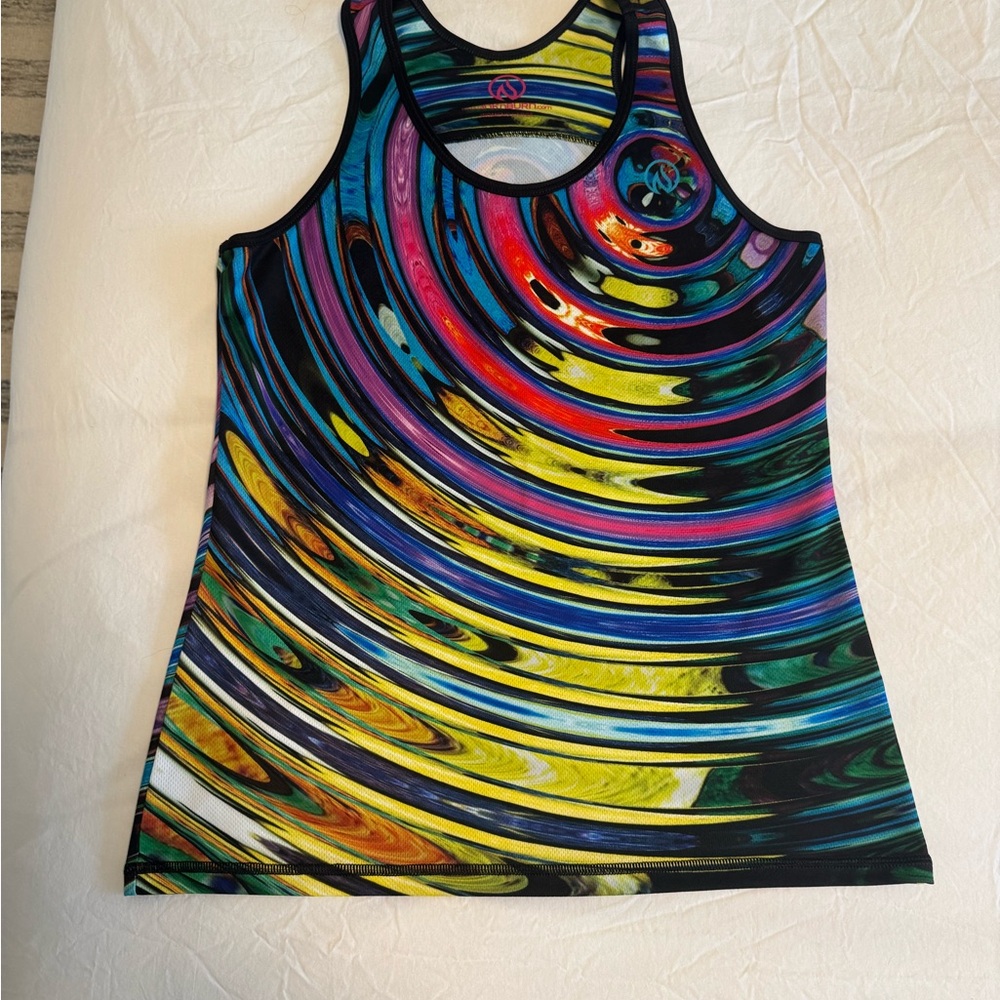 SOLD - InknBurn Women’s Ripple Tank Top - Large